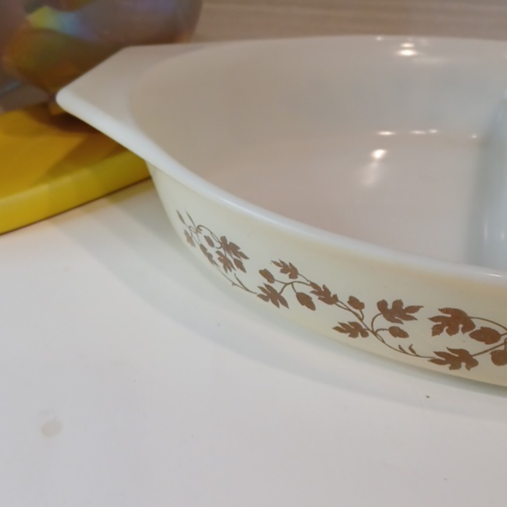 Pyrex Golden Leaf Divided Casserole Dish Vintage